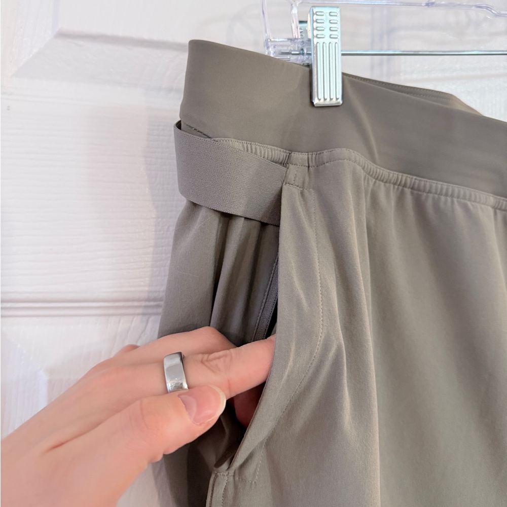 Lululemon Adapted State High-Rise Airflow Jogger in 'Cobalt Dust' - Women's 14 - Picture 8 of 13
